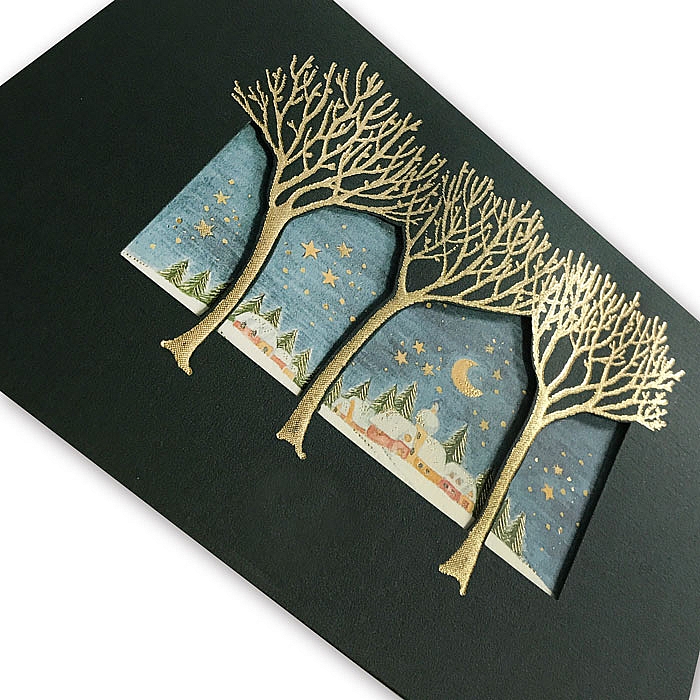 Kartki świąteczne bez nadruku. Zielona okładka ze złoconymi drzewami
