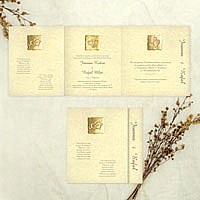 Zaproszenia ślubne C050618 Składane w harmonijkę, marmurkowe tło, złocone ornamenty